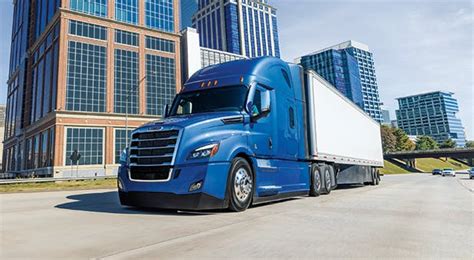 114SD Plus Specs | Freightliner Trucks