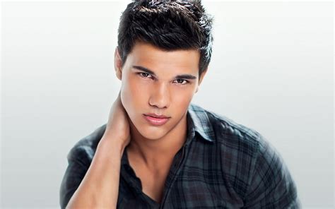 Taylor Lautner-Global Male celebrity, HD wallpaper | Peakpx