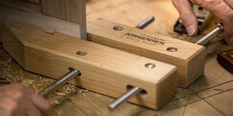 Clamping tips for woodworking beginners.