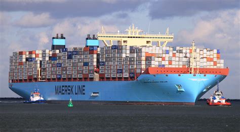 Maersk to merge Damco, Ocean Product units - Ships & Ports