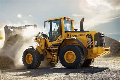 Powerful and easy to operate F-Series Volvo wheel loaders - Truck ...