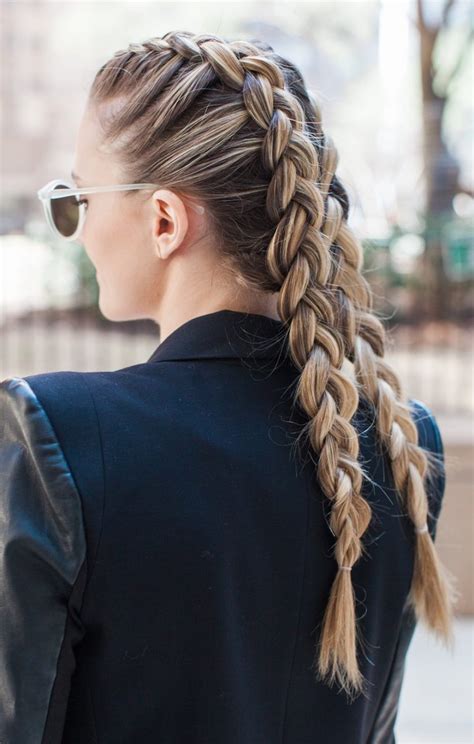 12 Brightest Dutch Braids That Make You Look Stunning