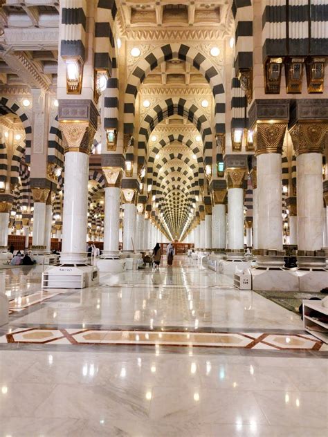 The Interior Architecture of Al-Masjid an-Nabawi (Prophet S Mosque ...