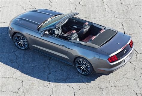 2015 Mustang Convertible Now En Route to Ford Dealers - autoevolution