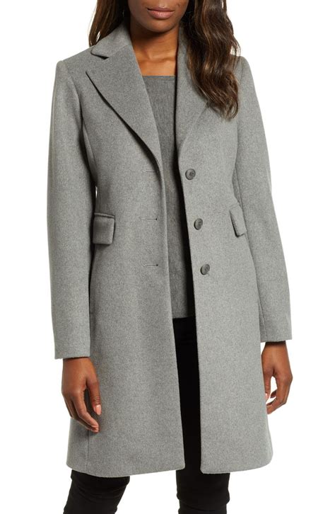 The Complete Coat Guide for Petite Women | Dress coats for women ...