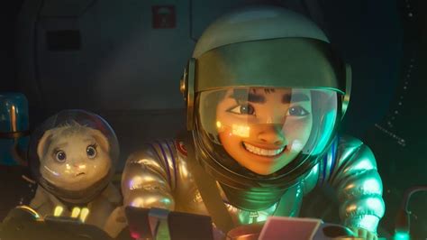 Over the Moon Release Date and Trailers Tease Netflix’s Optimistic ...