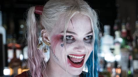 The Exact Lip Color Margot Robbie Wore As Harley Quinn In Birds Of Prey