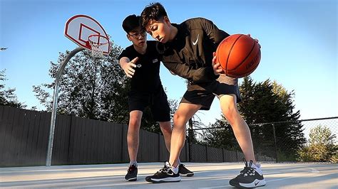 1v1 BASKETBALL VS MY LITTLE BROTHER! - YouTube