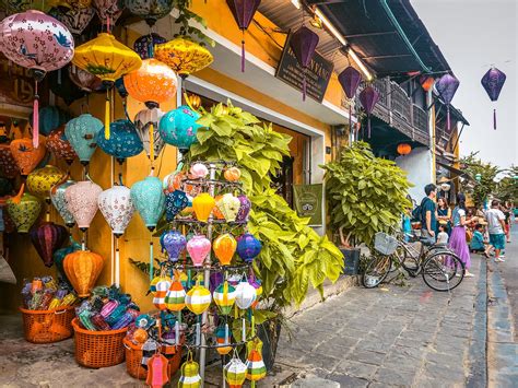 Hoi An Lanterns | Where to buy and make them - Adventures With NieNie