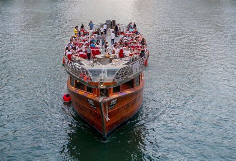 Dhow Cruise Marina Dubai | Trip Ways