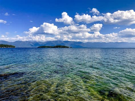 The colors of Flathead Lake in Lakeside, MT are amazing (OC) 4032 x ...