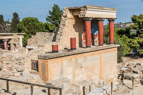 Minoan Ancient Palaces of Crete in Bid for UNESCO Approval ...