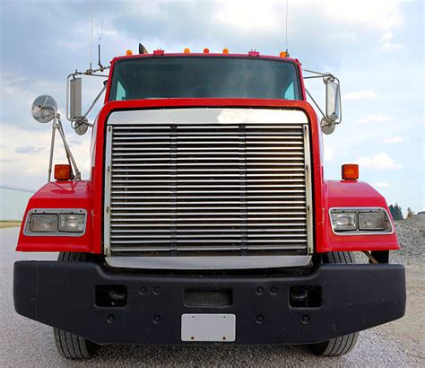 180+ Semi Truck Chrome Grill Stock Photos, Pictures & Royalty-Free ...