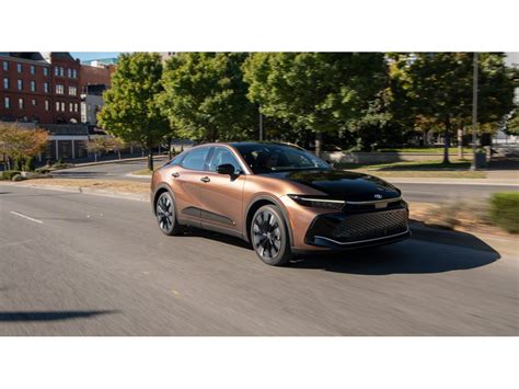 2023 Toyota Crown: 83 Exterior Photos | U.S. News