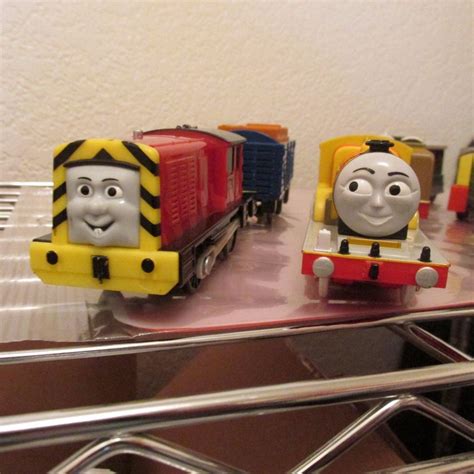 Thomas and Friends Trackmaster Train Lot,2 Engines and 8 misc.trains ...