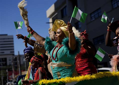 Hundreds celebrate Nigeria Independence Day in downtown Houston