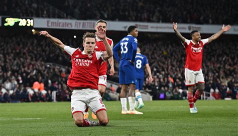 Calamitous Chelsea provide Arsenal with new content for their Premier ...