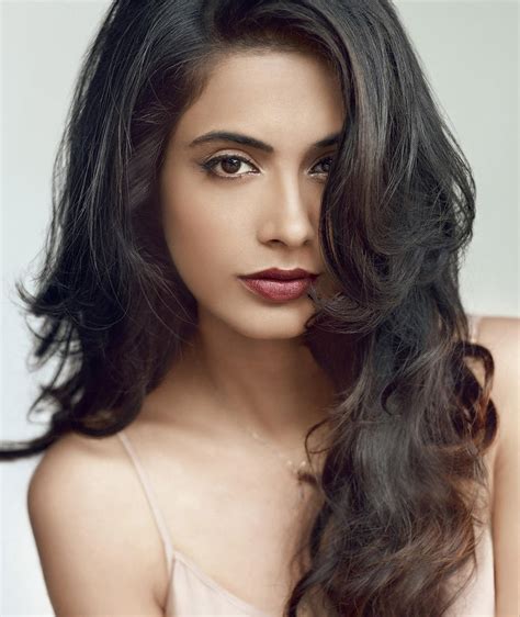 Sarah-Jane Dias – Movies, Bio and Lists on MUBI