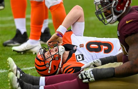 Joe Burrow suffers serious knee injury, ending Bengals QB’s impressive ...