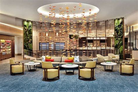 DOUBLETREE BY HILTON HOTEL CHICAGO - MAGNIFICENT MILE $110 ($̶2̶8̶2̶ ...