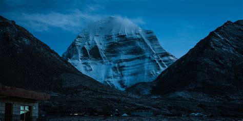 Kailash: Over the Hills Where the Spirits Fly - Travelogues from Remote ...