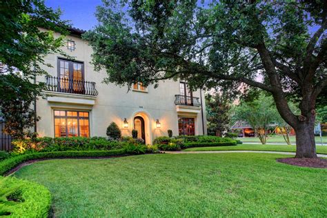 STUNNING HOUSTON RESIDENCE | Texas Luxury Homes | Mansions For Sale ...