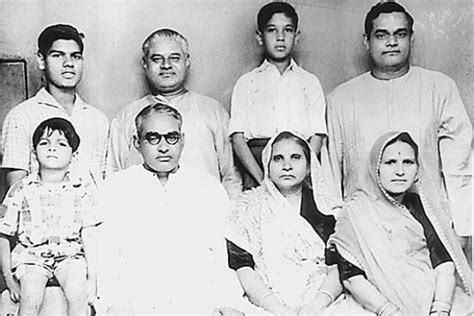 Atal Bihari Vajpayee Age, Death, Caste, Biography, Wife, Children ...