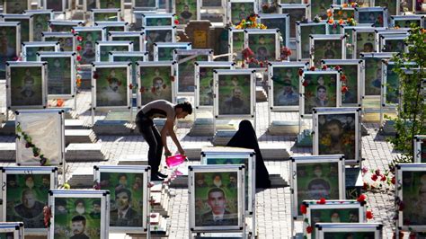 Iraq's Najaf cemetery expands to accommodate more Mosul casualties