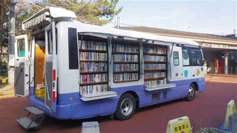 USAID Hands Over Mobile Bus Libraries to Pakistan