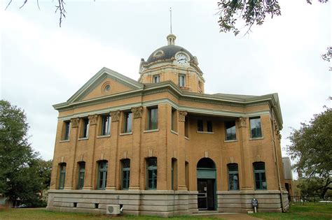 Photo: Wilkinson County Courthouse