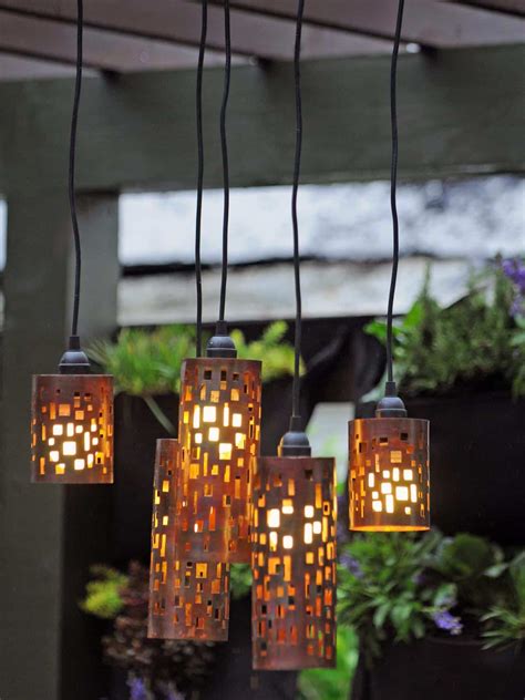 Homemade Sparkle: 12 Awesome DIY Garden Light Ideas