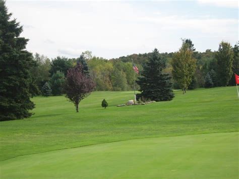 Oswego Executive Golf Course - Par 3 Near Me