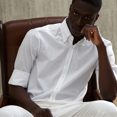 Top 10 All-White Outfits For Men: Fresh Looks For Summer 2024