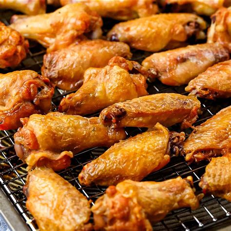 Crispy Baked Chicken Wings - Drive Me Hungry