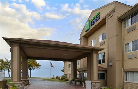 Holiday Inn Express Hotel & Suites - St. Joseph (St. Joseph, MI ...