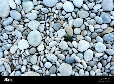 Small stones and pebbles hi-res stock photography and images - Alamy