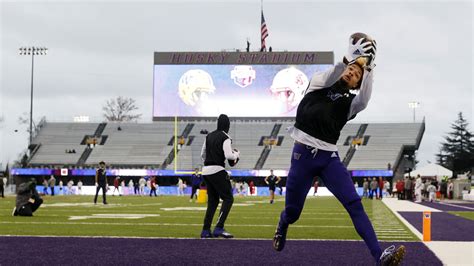 What latest UW Huskies football departure says about state of program