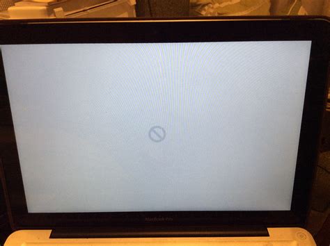 Help! White screen on MacBook Pro | MacRumors Forums