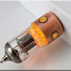 8/16/32/64/128GB ORANGE Porthole Pentode Radio Vacuum Tube Usb Flash ...