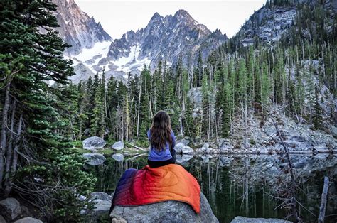 Hiking the Enchantments: Washington Trail Guide - Go Wander Wild