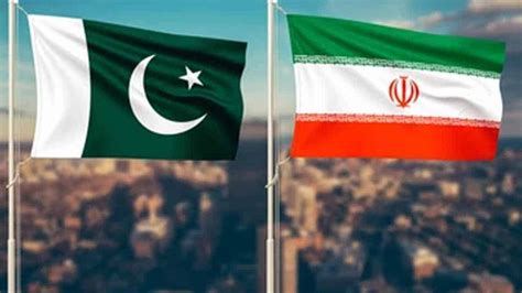 Pakistan-Iran Plan Bilateral Trade Through Local Currencies: Miftah ...