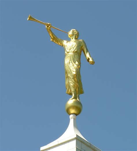 Angel Moroni Statue free image download