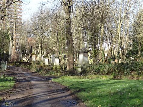 Tower Hamlets Cemetery Park in London, United Kingdom | Sygic Travel