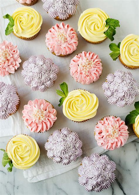 Flower Cupcakes [Roses, Zinnias, and Hydrangeas] - Baked Bree