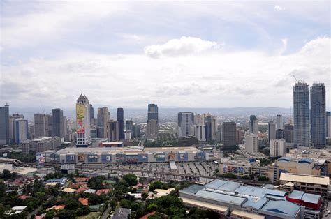 Mandaluyong skyline | looking northeast from the roof deck o… | Flickr