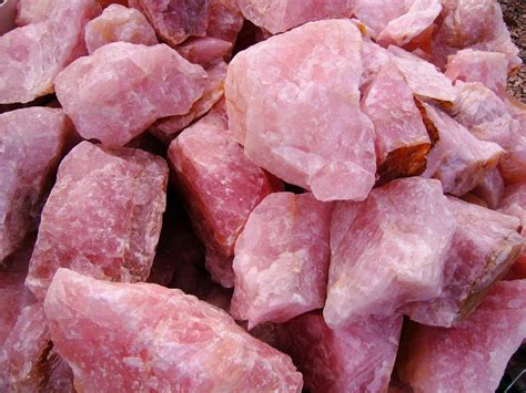 What Causes the Pink Color of Rose Quartz?