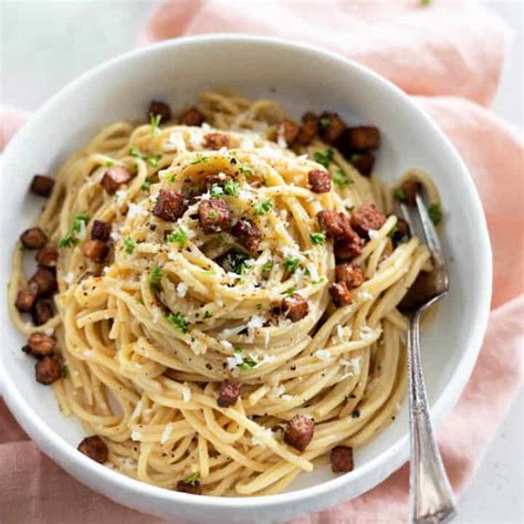 Vegan Carbonara - Vegan Huggs