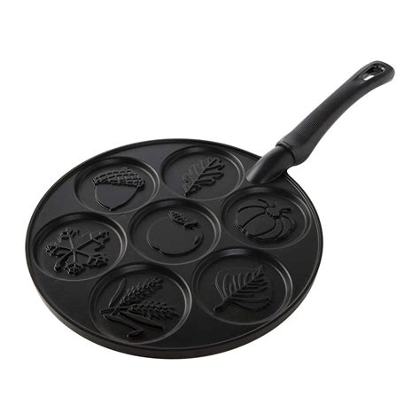 Nordic Ware Has a Fall Bakeware Collection at Amazon Starting at $29