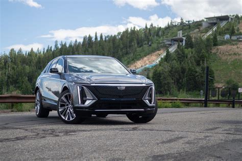 2023 Cadillac Lyriq Comes Out Swinging - CNET