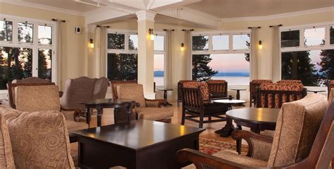 Top 5 Special Hotels Near Yellowstone - Suites & Lobbies